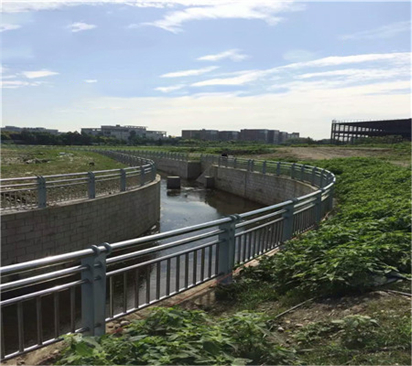 松江不锈钢复合管河道景观护栏